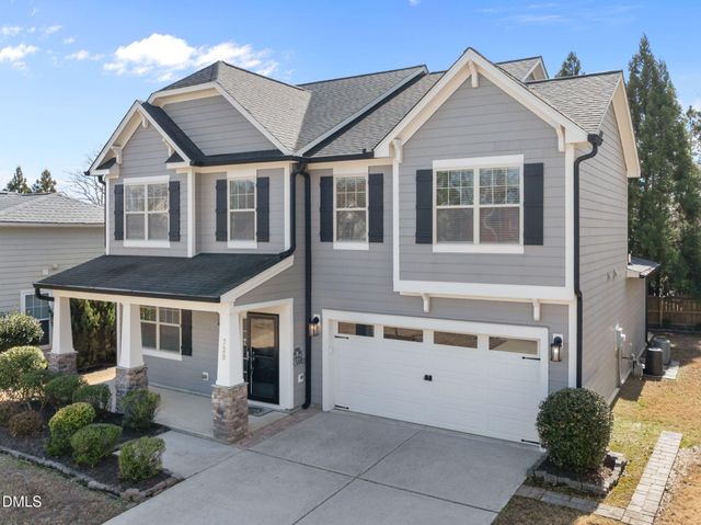 729 Lake Artesia Lane, Fuquay Varina, NC 27526