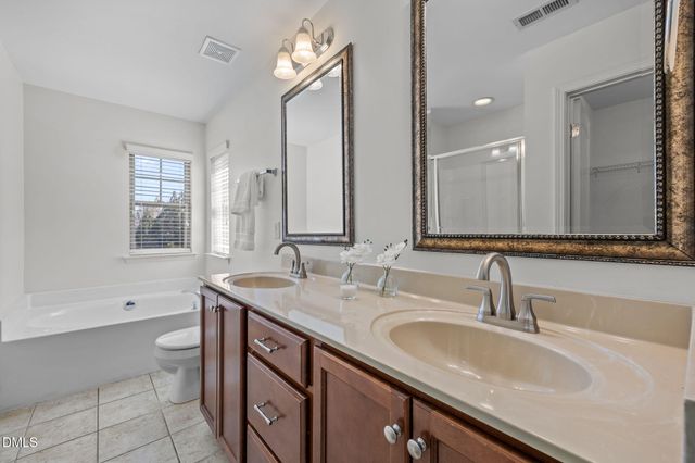 729 Lake Artesia Lane, Fuquay Varina, NC 27526