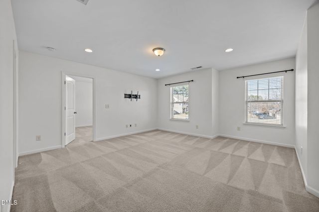 729 Lake Artesia Lane, Fuquay Varina, NC 27526