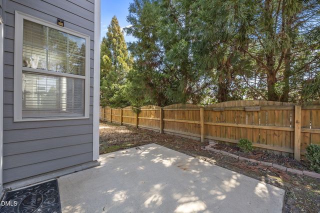 729 Lake Artesia Lane, Fuquay Varina, NC 27526