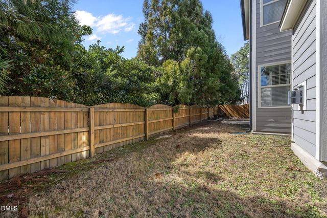 729 Lake Artesia Lane, Fuquay Varina, NC 27526