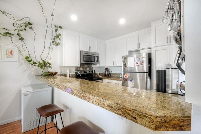 2251 Altisma Way, Carlsbad, CA 92009