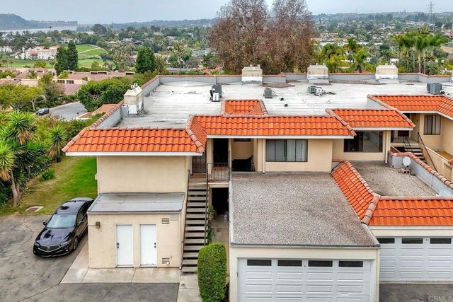 2251 Altisma Way, Carlsbad, CA 92009
