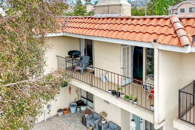 2251 Altisma Way, Carlsbad, CA 92009