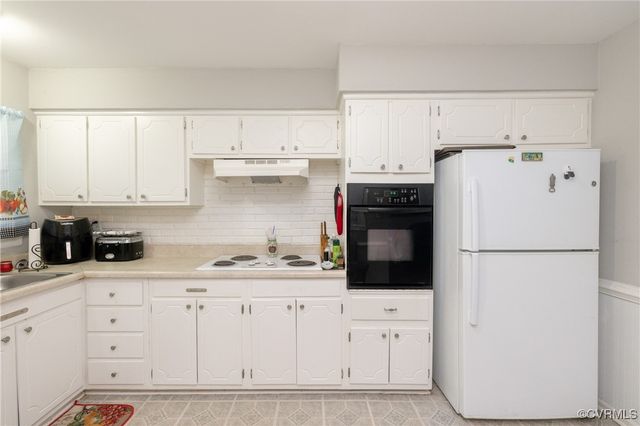 2705 Susten Ct, Richmond, VA 23224