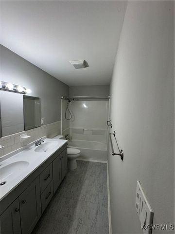 2705 Susten Ct, Richmond, VA 23224