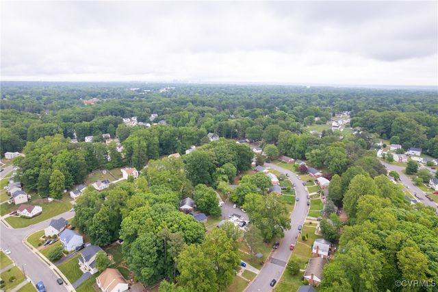 2705 Susten Ct, Richmond, VA 23224