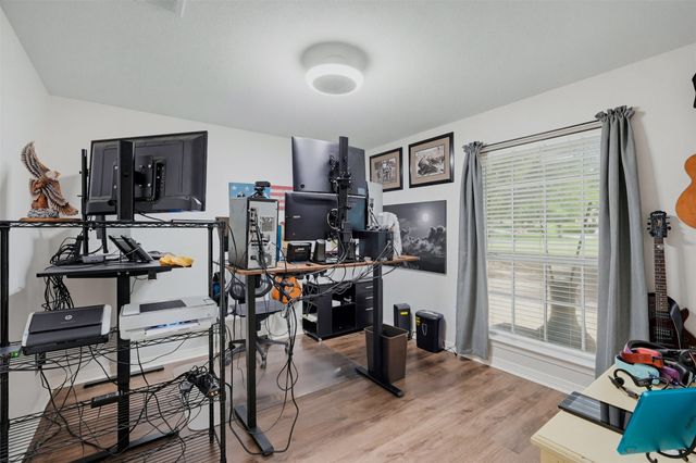 500 Seneca Drive, Waxahachie, TX 75165
