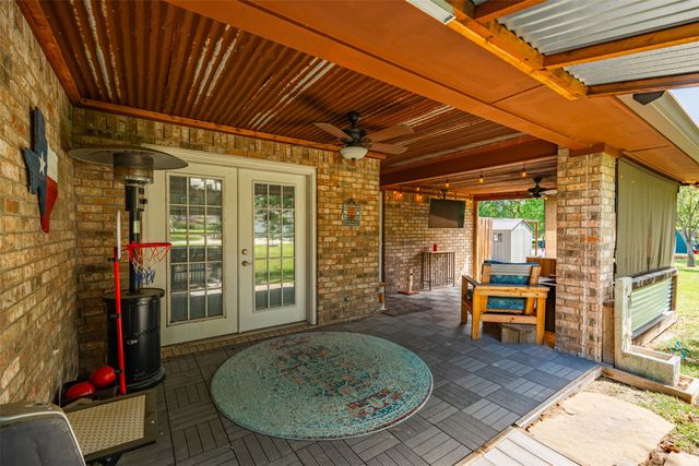 500 Seneca Drive, Waxahachie, TX 75165