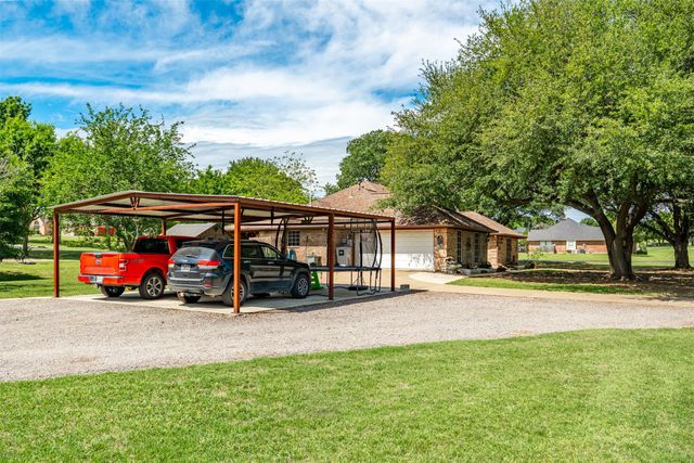 500 Seneca Drive, Waxahachie, TX 75165