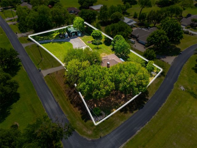 500 Seneca Drive, Waxahachie, TX 75165