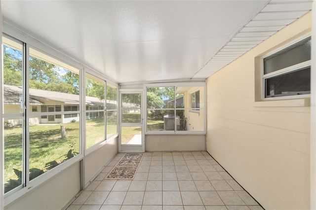 8831 SW 94TH LANE H, Ocala, FL 34481