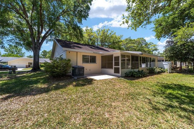 8831 SW 94TH LANE H, Ocala, FL 34481