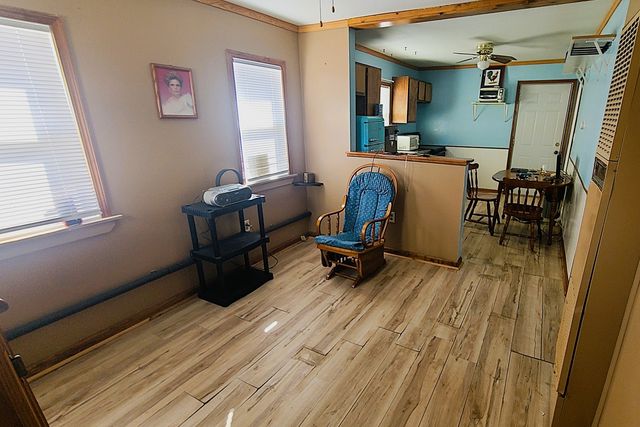 1106 Steinman Street, Dixon, IL 61021