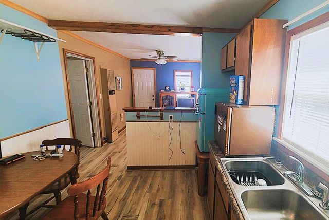 1106 Steinman Street, Dixon, IL 61021