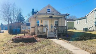 1106 Steinman Street, Dixon, IL 61021