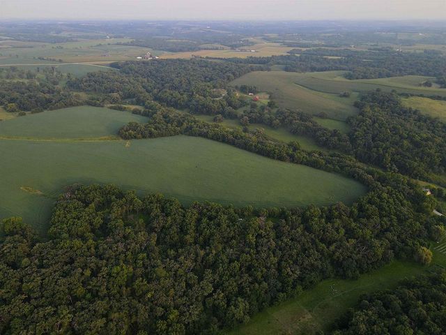 000 Sawmill Road, Blanchardville, WI 53516