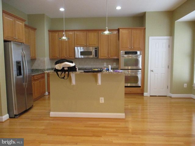 3547 GODDARD WAY, Alexandria, VA 22304
