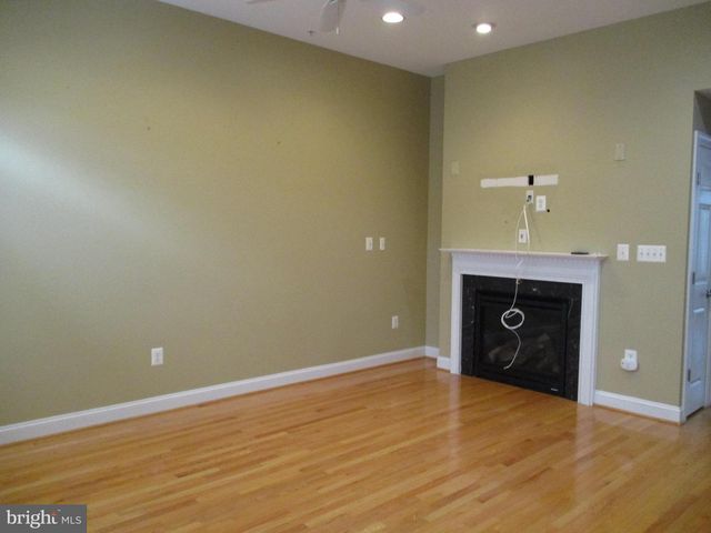 3547 GODDARD WAY, Alexandria, VA 22304