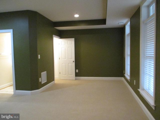 3547 GODDARD WAY, Alexandria, VA 22304