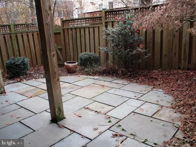 3547 GODDARD WAY, Alexandria, VA 22304