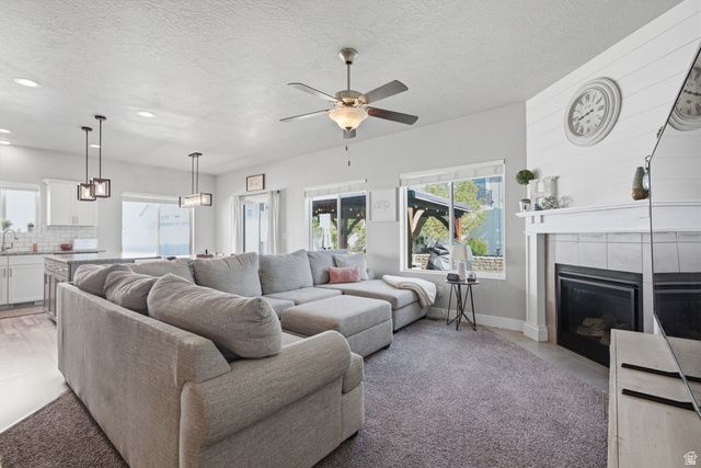 2041 E TELEGRAPH RD, Eagle Mountain, UT 84005