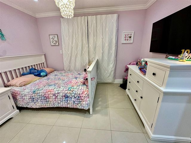 9021 NW 150th Terrace, Miami Lakes, FL 33018