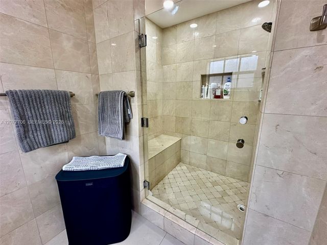9021 NW 150th Terrace, Miami Lakes, FL 33018