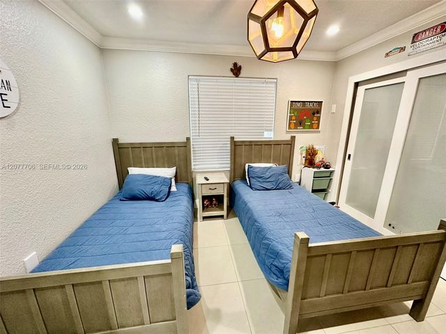 9021 NW 150th Terrace, Miami Lakes, FL 33018