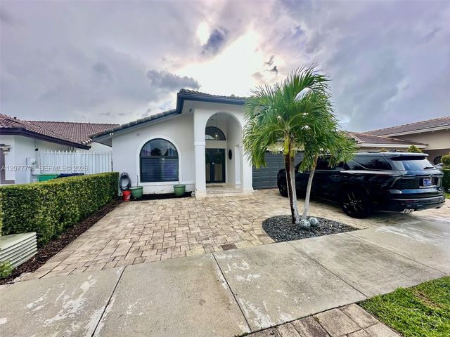 9021 NW 150th Terrace, Miami Lakes, FL 33018