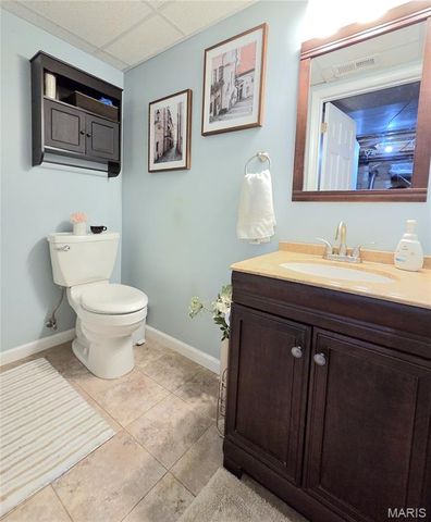 1382 Premio Drive, Fenton, MO 63026