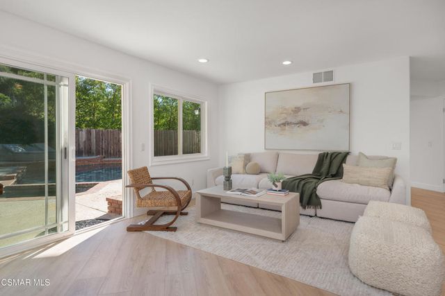 2140 Glastonbury Road, Westlake Village, CA 91361