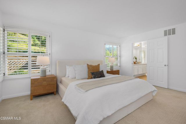 2140 Glastonbury Road, Westlake Village, CA 91361