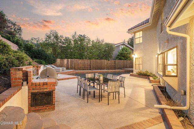 2140 Glastonbury Road, Westlake Village, CA 91361