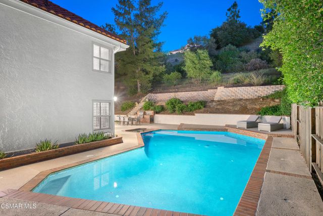 2140 Glastonbury Road, Westlake Village, CA 91361