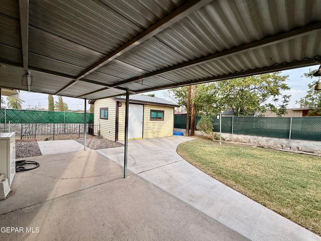 10382 YELLOWSTONE Street, El Paso, TX 79924
