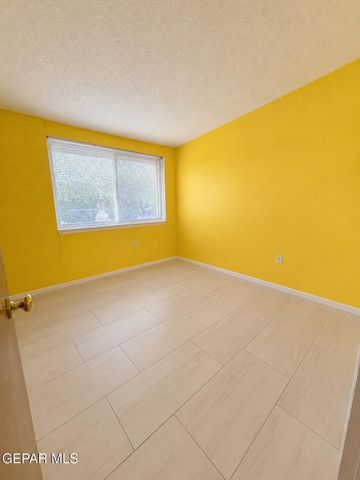 10382 YELLOWSTONE Street, El Paso, TX 79924