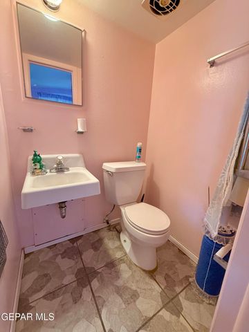 10382 YELLOWSTONE Street, El Paso, TX 79924