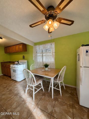 10382 YELLOWSTONE Street, El Paso, TX 79924