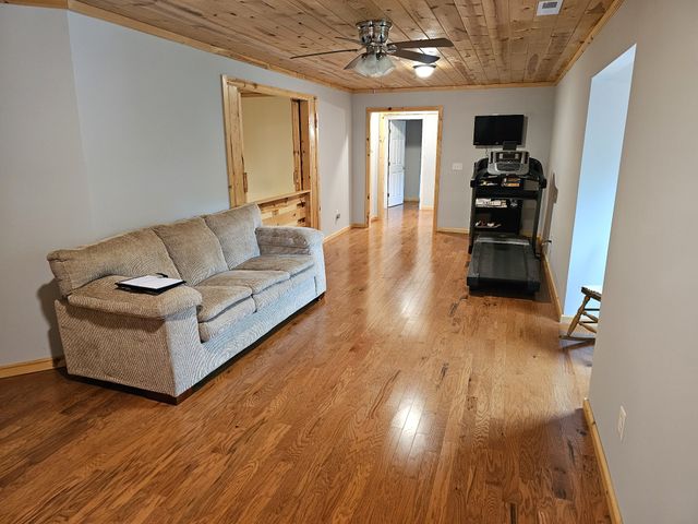480 Highway 20, Summertown, TN 38483