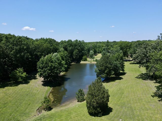 480 Highway 20, Summertown, TN 38483