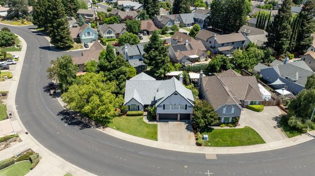 1582 Misty Wood Dr, Roseville, CA 95747