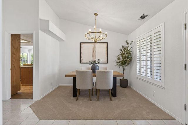1582 Misty Wood Dr, Roseville, CA 95747