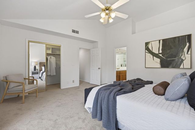1582 Misty Wood Dr, Roseville, CA 95747