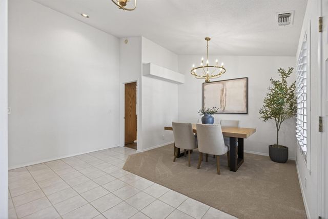 1582 Misty Wood Dr, Roseville, CA 95747