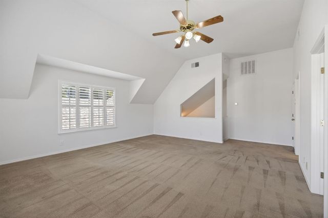 1582 Misty Wood Dr, Roseville, CA 95747