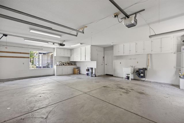 1582 Misty Wood Dr, Roseville, CA 95747