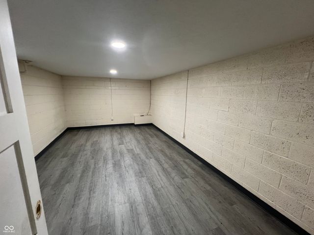 1456 W 32nd Street, Indianapolis, IN 46208