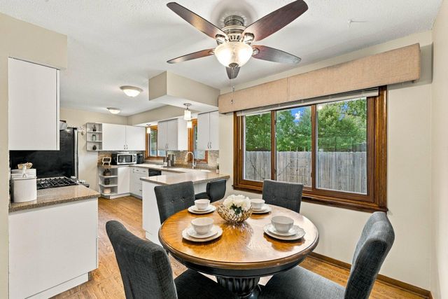 1325 Sumter Avenue N, Golden Valley, MN 55427