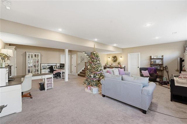 2204 NE 111th Terrace, Kansas City, MO 64155